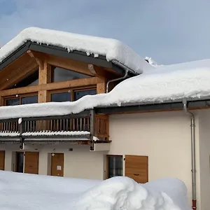 Mitoyen Le Rusticana , Chamonix France